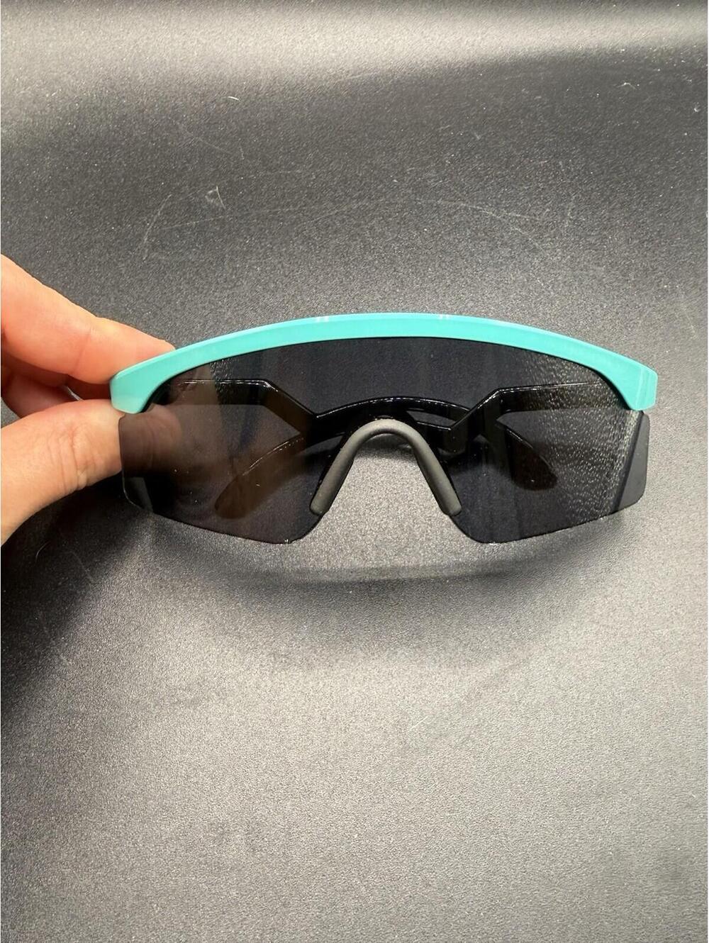 Oakley Collectors Razorblade Seafoam/Black w/Grey Lenses